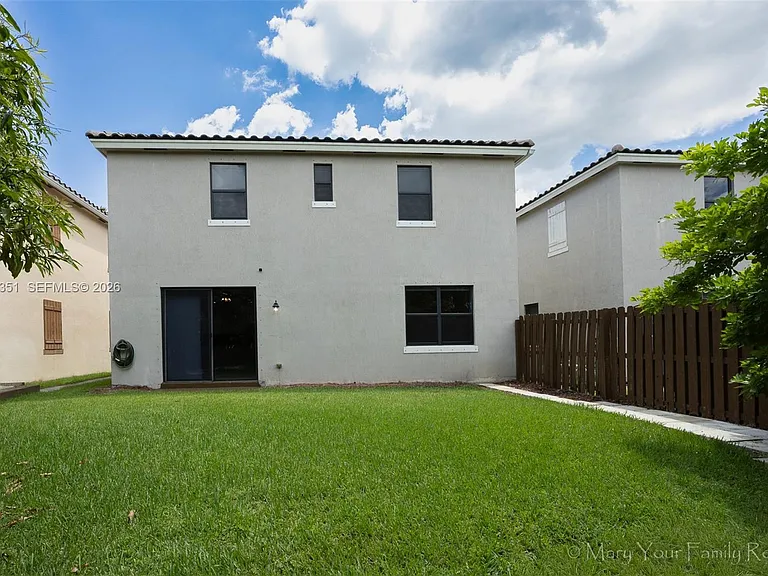 3841 Aspen Leaf Dr — Photo 29
