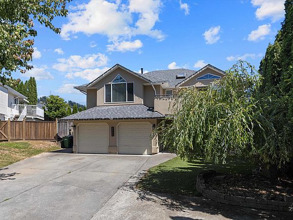 2nd image of 2608 Blackham Dr