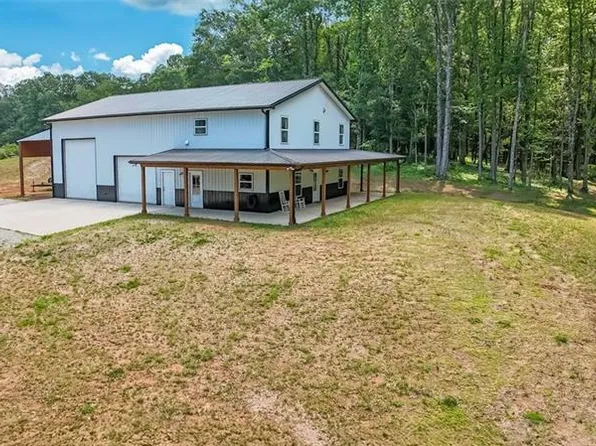 618 W Glade Creek Rd, Clarkesville, GA 30523