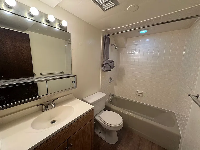 255 Shady Avenue — Photo 92