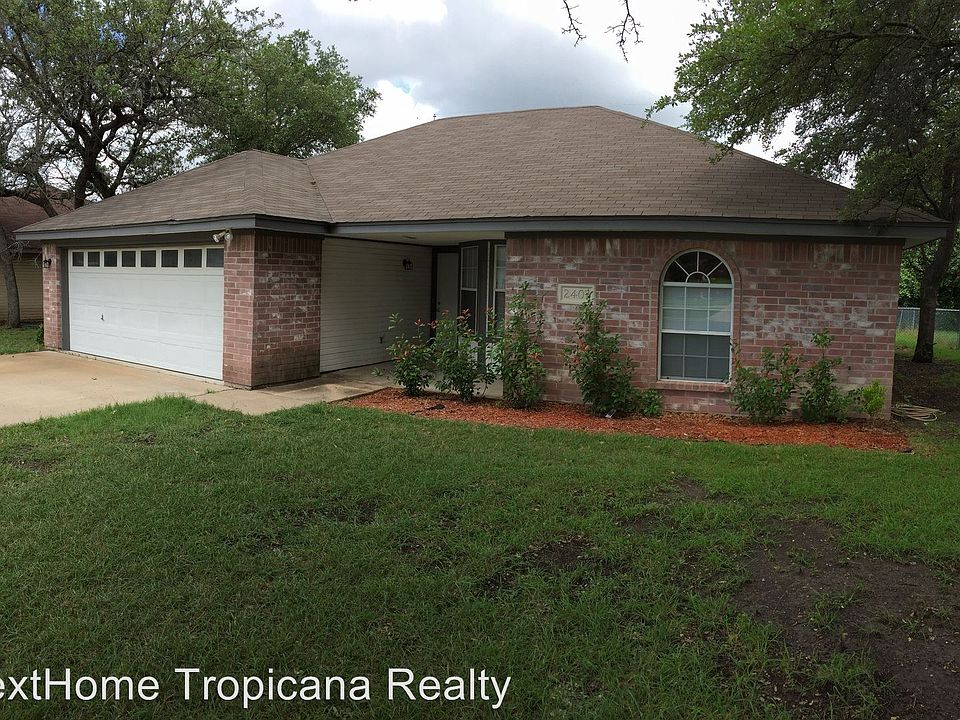 1st image of 2407 Hidden Hill Dr