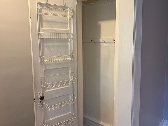 2nd image of 783 Potomac Ave #1