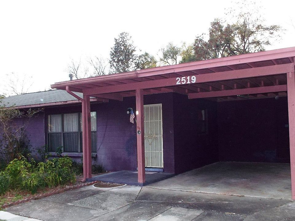 1st image of 2519 Golf Dr