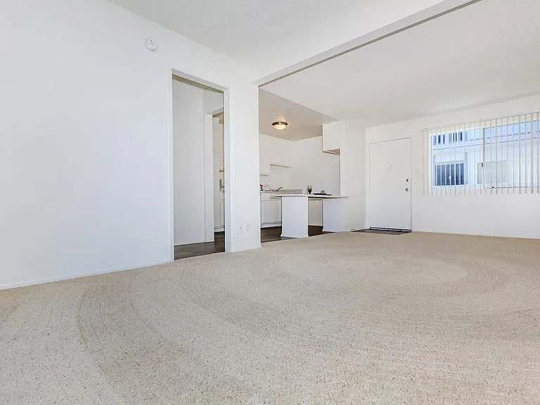 Pacific View Apartment Homes — Photo 14
