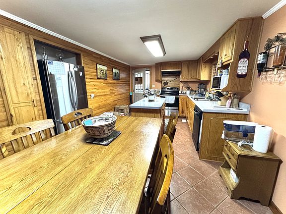 4th image of 1781 Hodges Bridge Rd