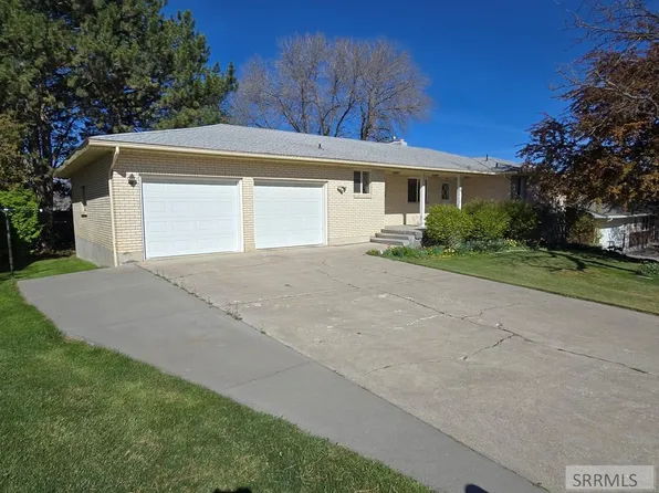 266 Apache Ave, Rexburg, ID 83440