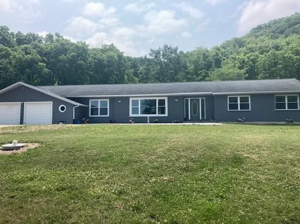 607 Highway 80, Muscoda, WI 53573