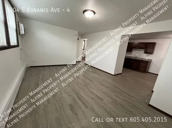 3304 S Kiwanis Ave, Sioux Falls, SD