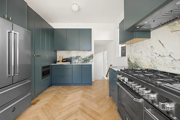 Sold by Corcoran | media 36