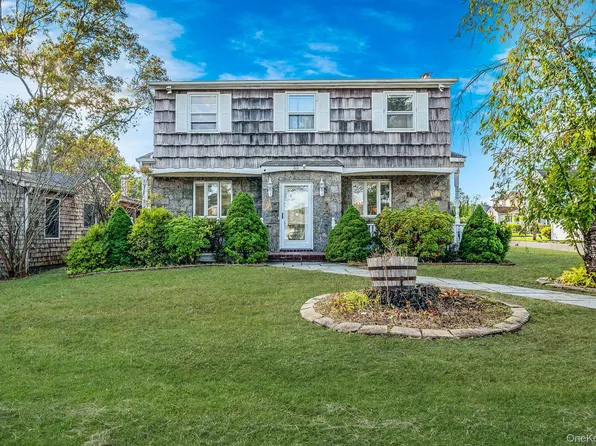 60 Lake Shore Drive, Patchogue, NY 11772