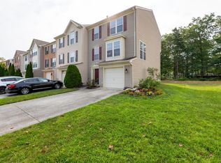 700 Saint Thomas Dr, Egg Harbor Township, NJ 08234