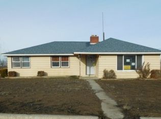 808 W Edison Rd, Sunnyside, WA