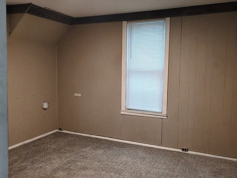 519 1/2 E Mishawaka Ave #1 — Photo 6