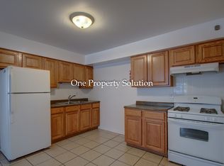 801 E 32nd Ave APT 2, Gary, IN 46409