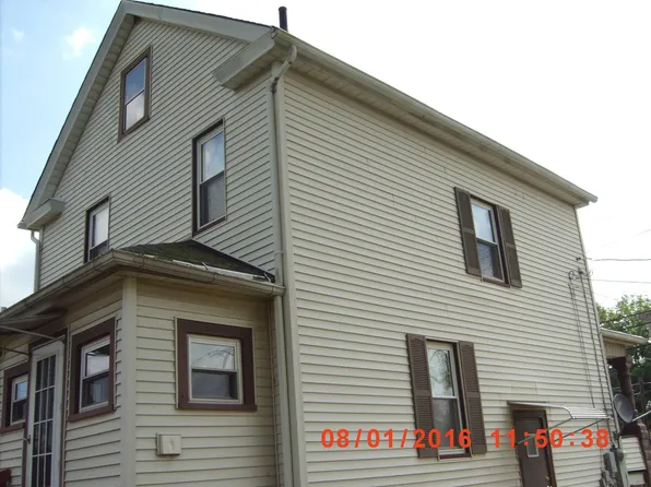 710 Vienna Ave, Niles, OH 44446