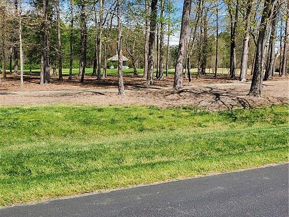 4th image of 159 Moss Bank Ct