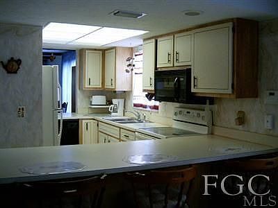 2nd image of 4426 Santa Barbara Blvd APT 103