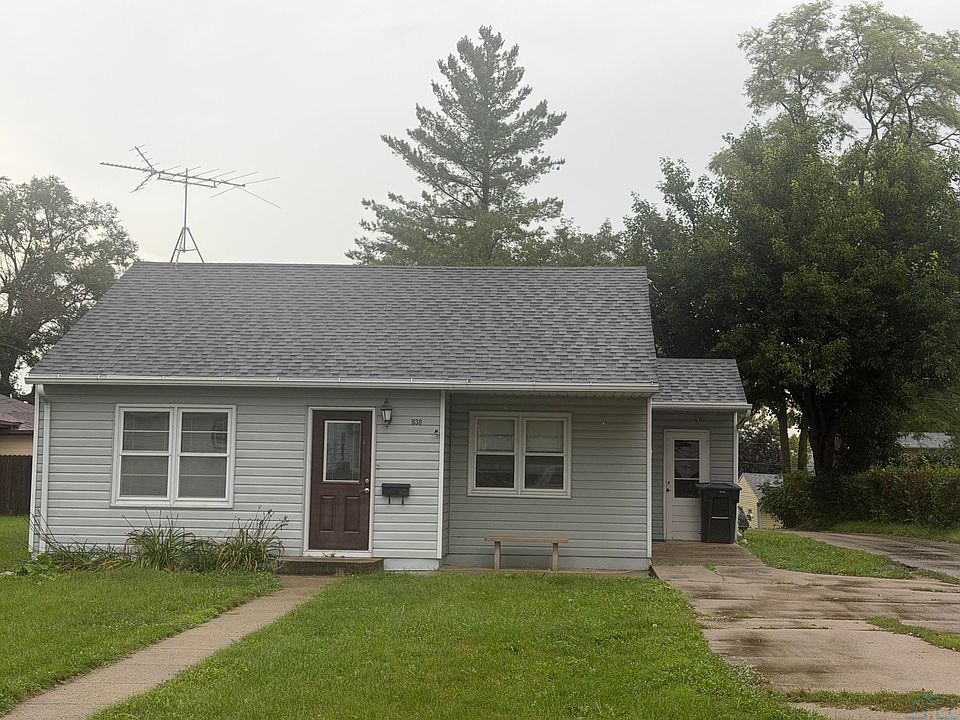 1st image of 930 Harris St