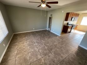 51st Street Apartments FSD, 4082G