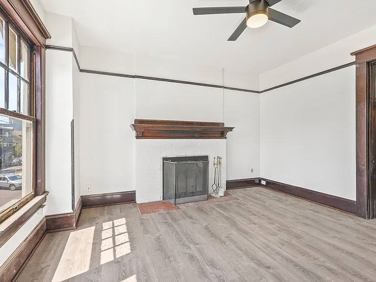 2411-2417 NE Glisan St #2415 — Photo 12