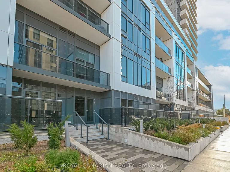 5105 Hurontario St #104 — Photo 3