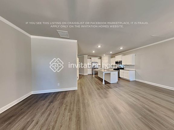 5th image of 921 Alder Grove Trce