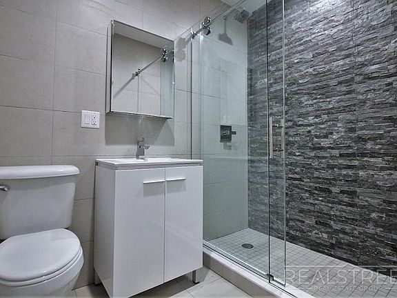 4th image of 275 Linden St #1B