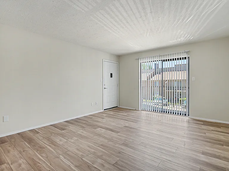 Ridgeview - Living Ridgeview - Living