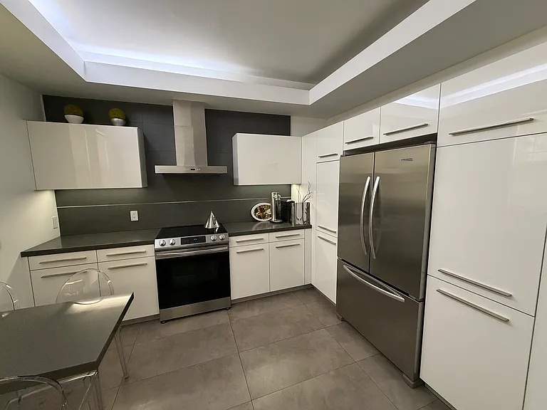 574 E Palm Ave #105 — Photo 17