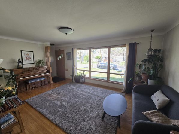 1334 Ohio St, West Saint Paul, MN 55118