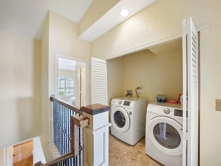 637 Pinellas Bayway S #105 — Photo 25