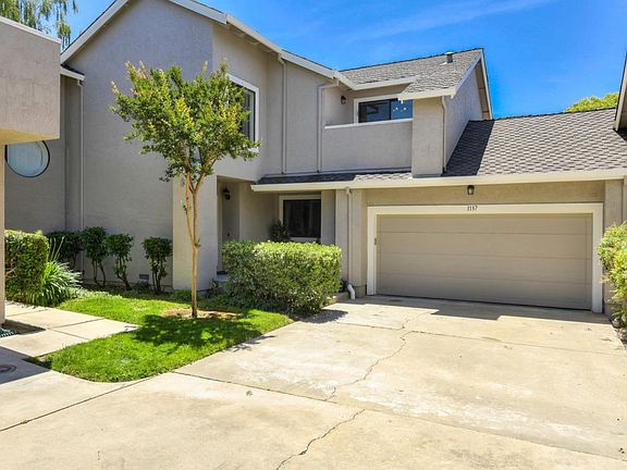 2nd image of 1137 Trevino Ter