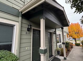 810 SE 9th St #810, Grants Pass, OR 97526