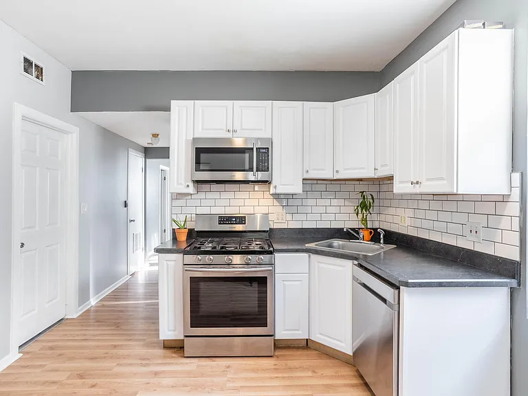 6630 S Washtenaw Ave #2 — Photo 6