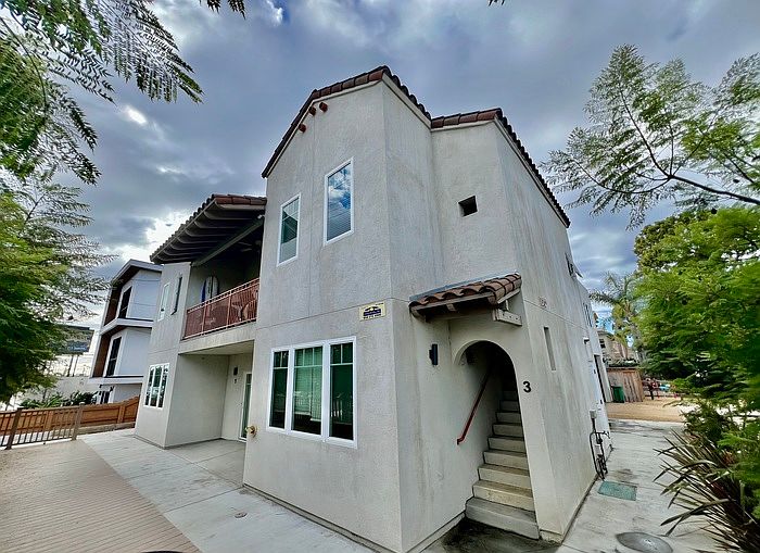 1st image of 4540 Ingraham St #C3