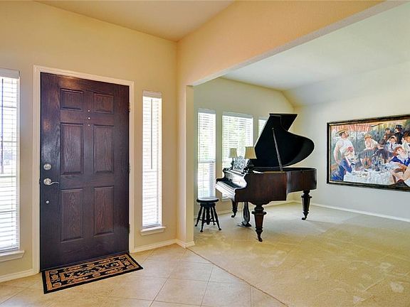 3rd image of 4400 Bloomfield Ct