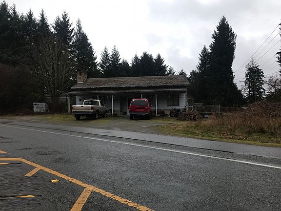 2nd image of 3030 26th Ave NE
