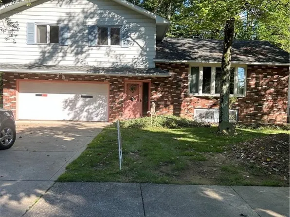 849 Wellmon St, Bedford, OH 44146