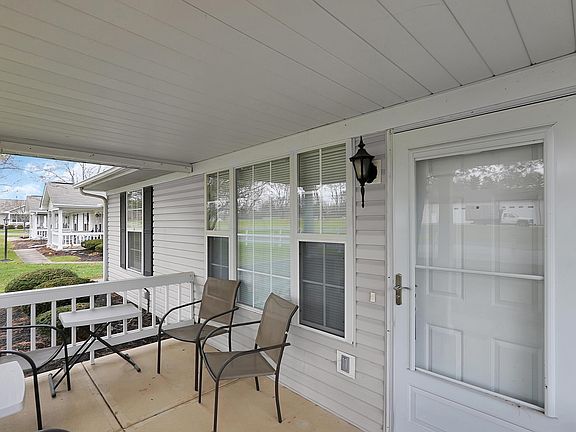 4th image of 1218 Hillview Cir E