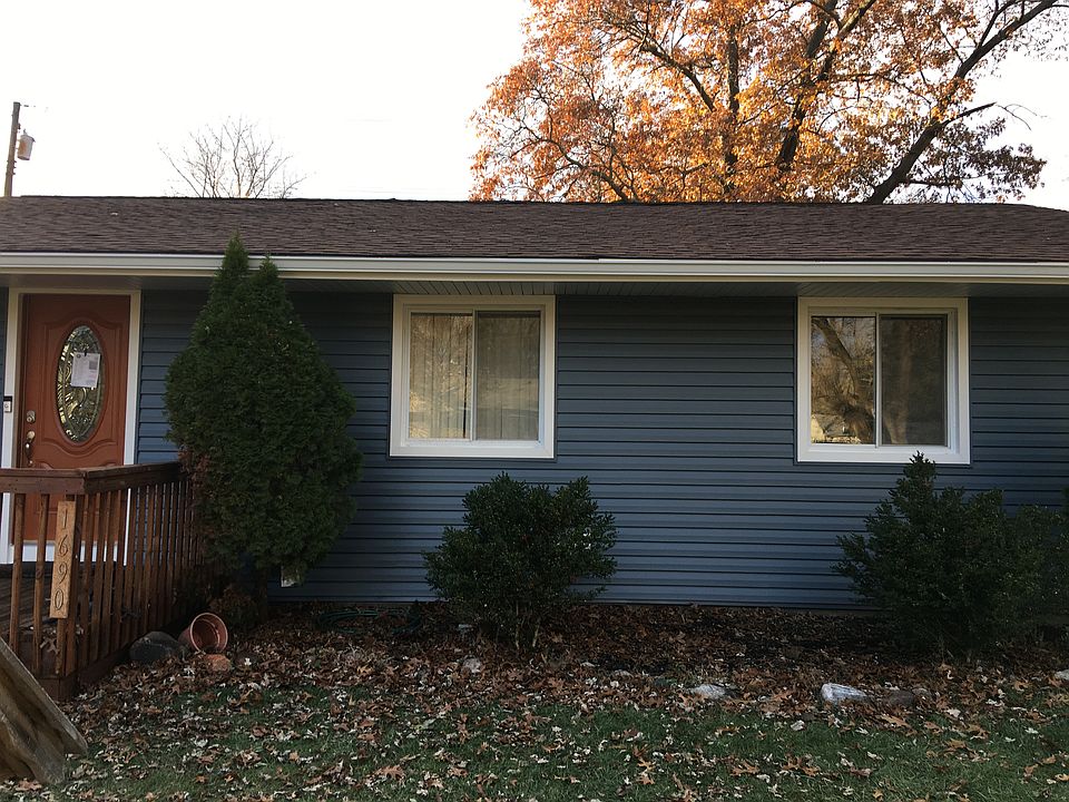 2nd image of 1690 Cypress St