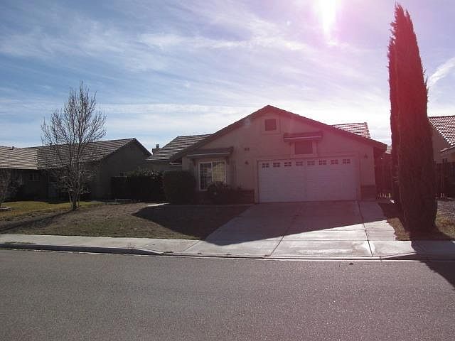 1st image of 15977 Holly Brook Ln