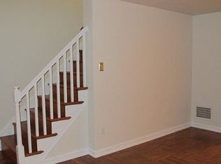 31 Madison Dr, Newark, DE 19711