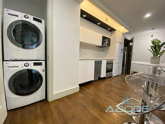 Rented by Reside New York | media 12