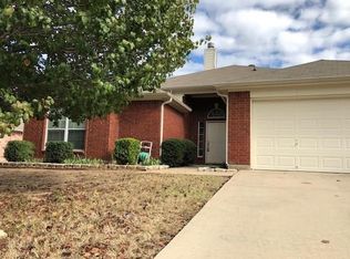 628 Madeline Ct, Azle, TX 76020
