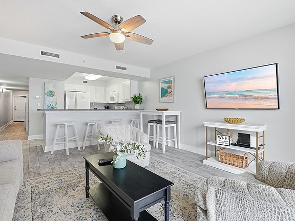 4th image of 866 Santa Rosa Blvd Unit 506