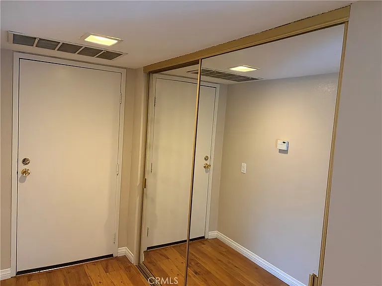 3636 Sumner Ave #210 — Photo 2