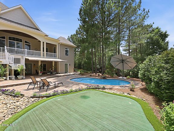 3rd image of 164 Saddle Ridge
