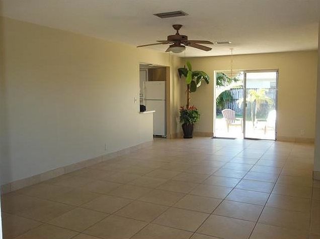 1st image of 316 SW 80th Ter