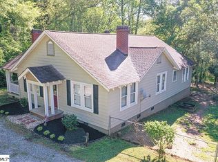 1631 Greenwood Rd, Laurens, SC 29360