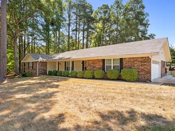 1613 Millcreek Dr, Arkadelphia, AR 71923